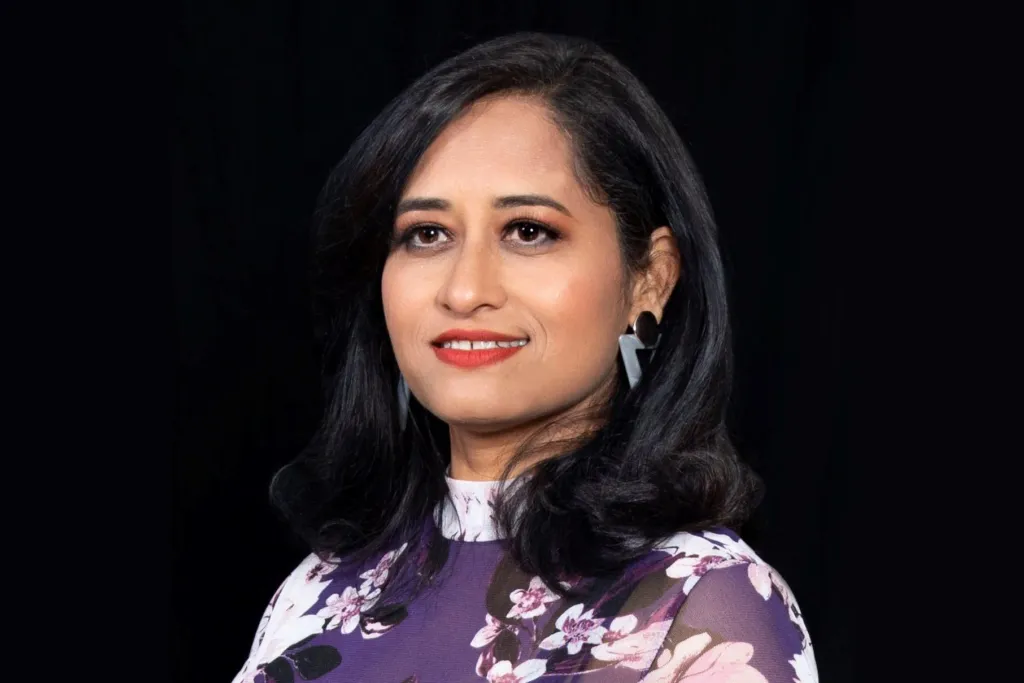 Land ahoy: A Performance Coach who Dared to Take the Less Traveled Path